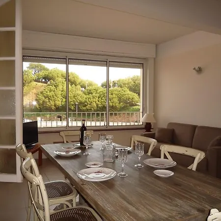 Apartment T2 Vue Directe Port Vieux